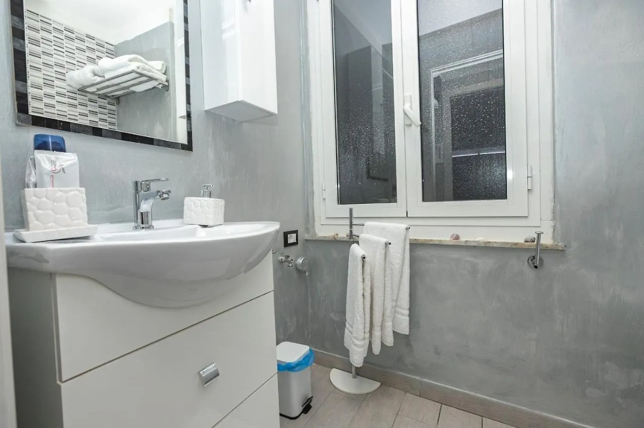 Torre Degli Orefici Dimora Medioevale Gênes Maison d'hôtes